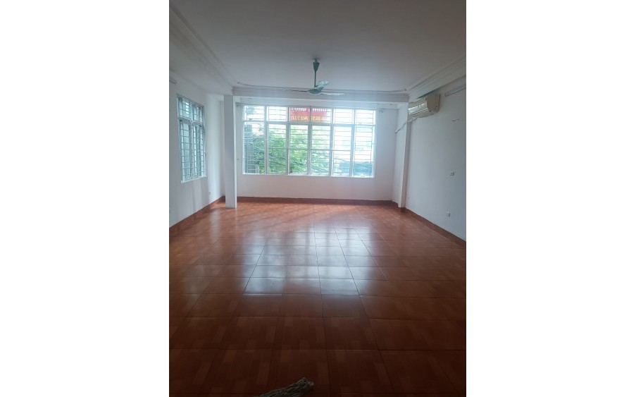 CHO THUÊ NHÀ MẶT PHỐ VŨ TRỌNG PHỤNG, 4.5 TẦNG, 60M2, MT 5M, 4N, 3 WC, 43 TRIỆU (CÓ TL)